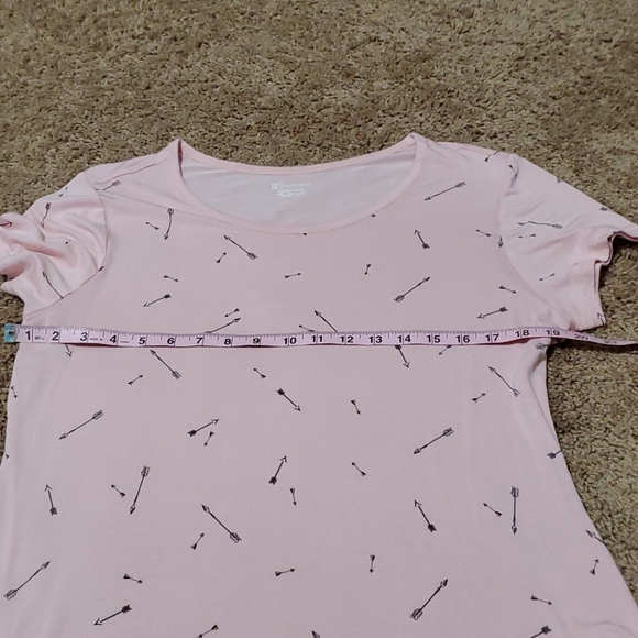 Top - Picture 5 of 8